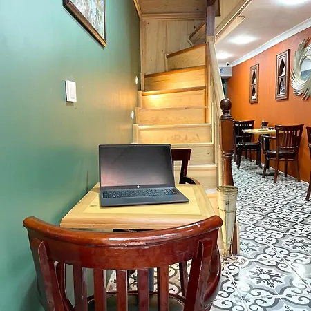 Apartment Perahomes For Light Sleeper